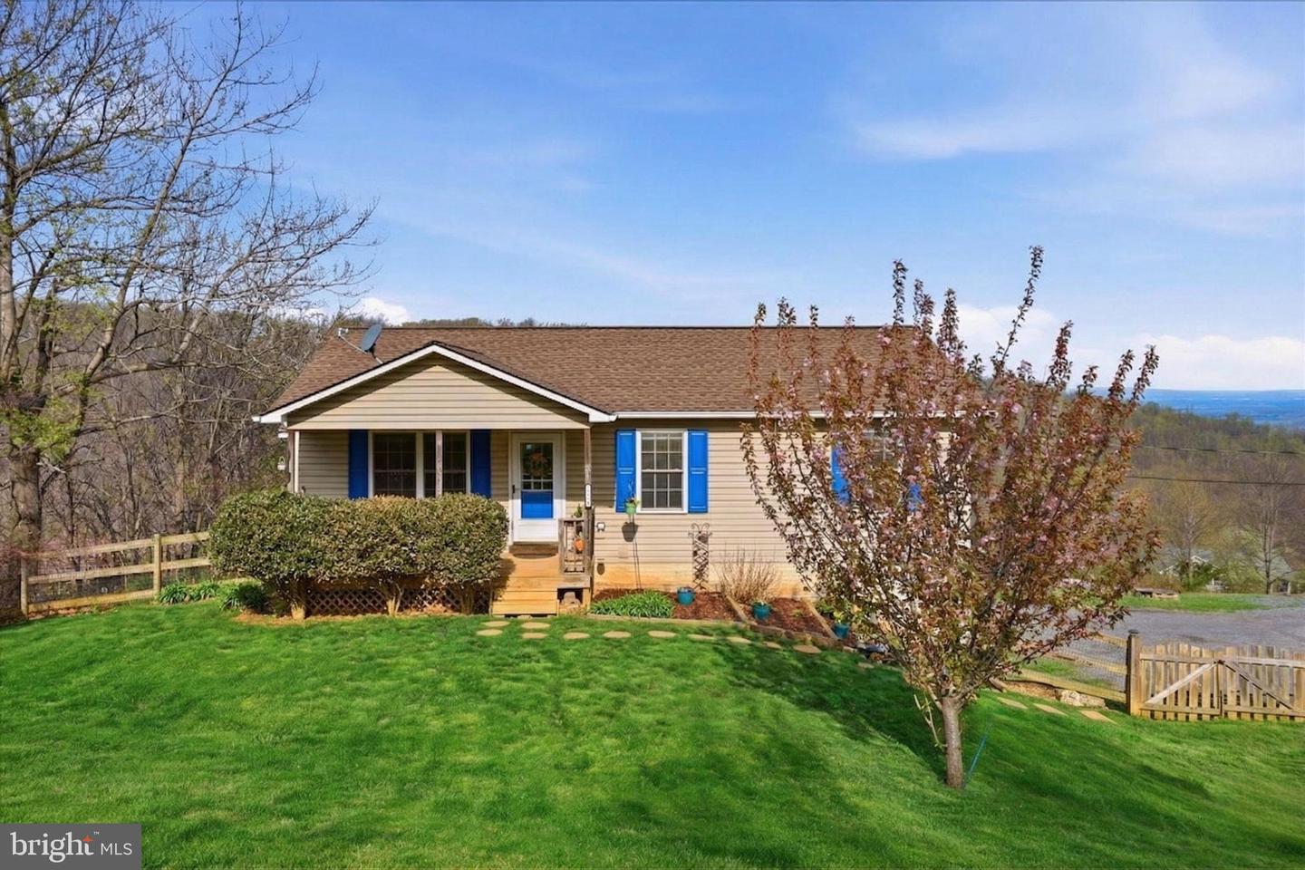 163 Cliffside Road, Linden