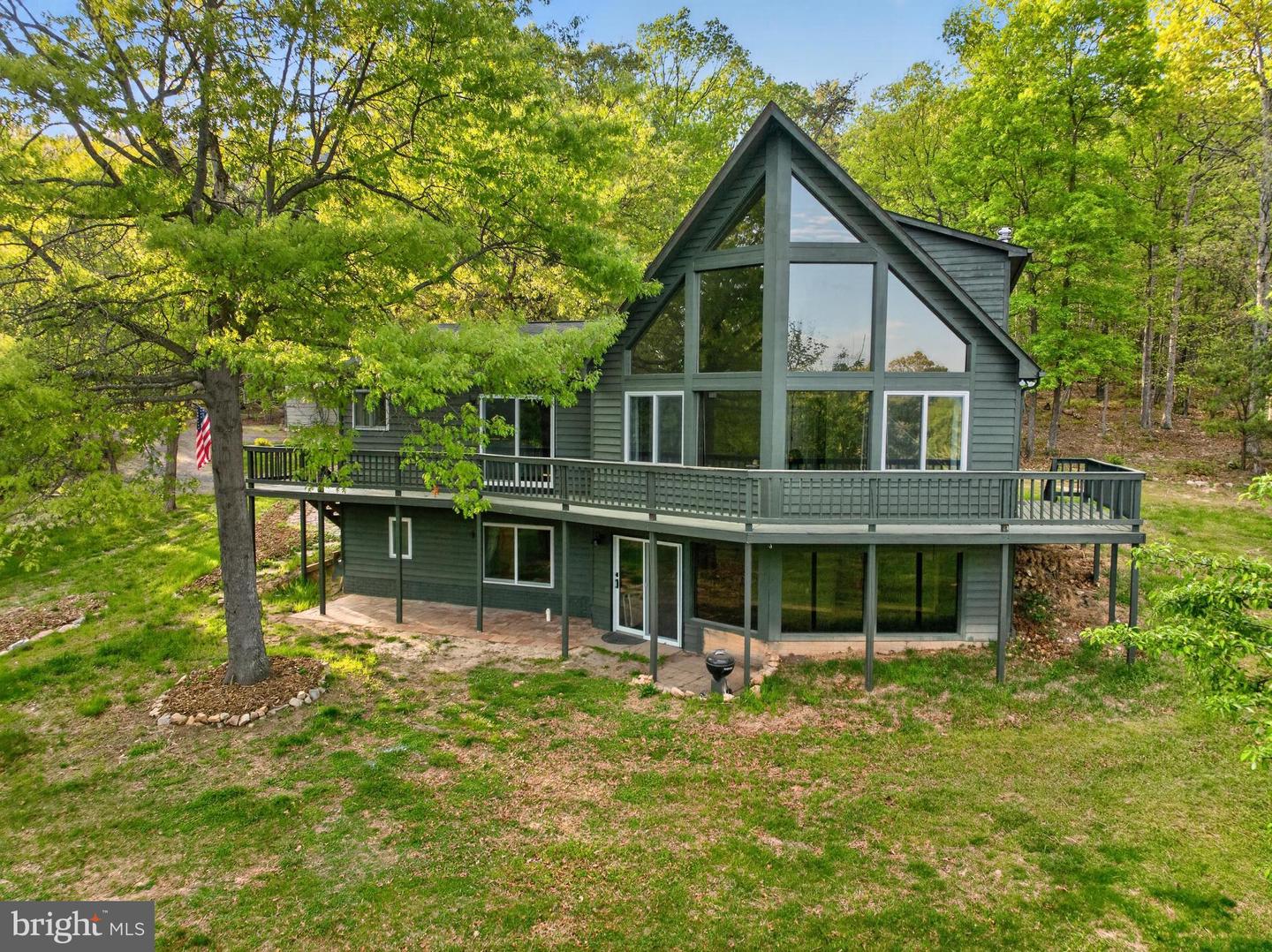 1512 Pilgrims Way, Bentonville