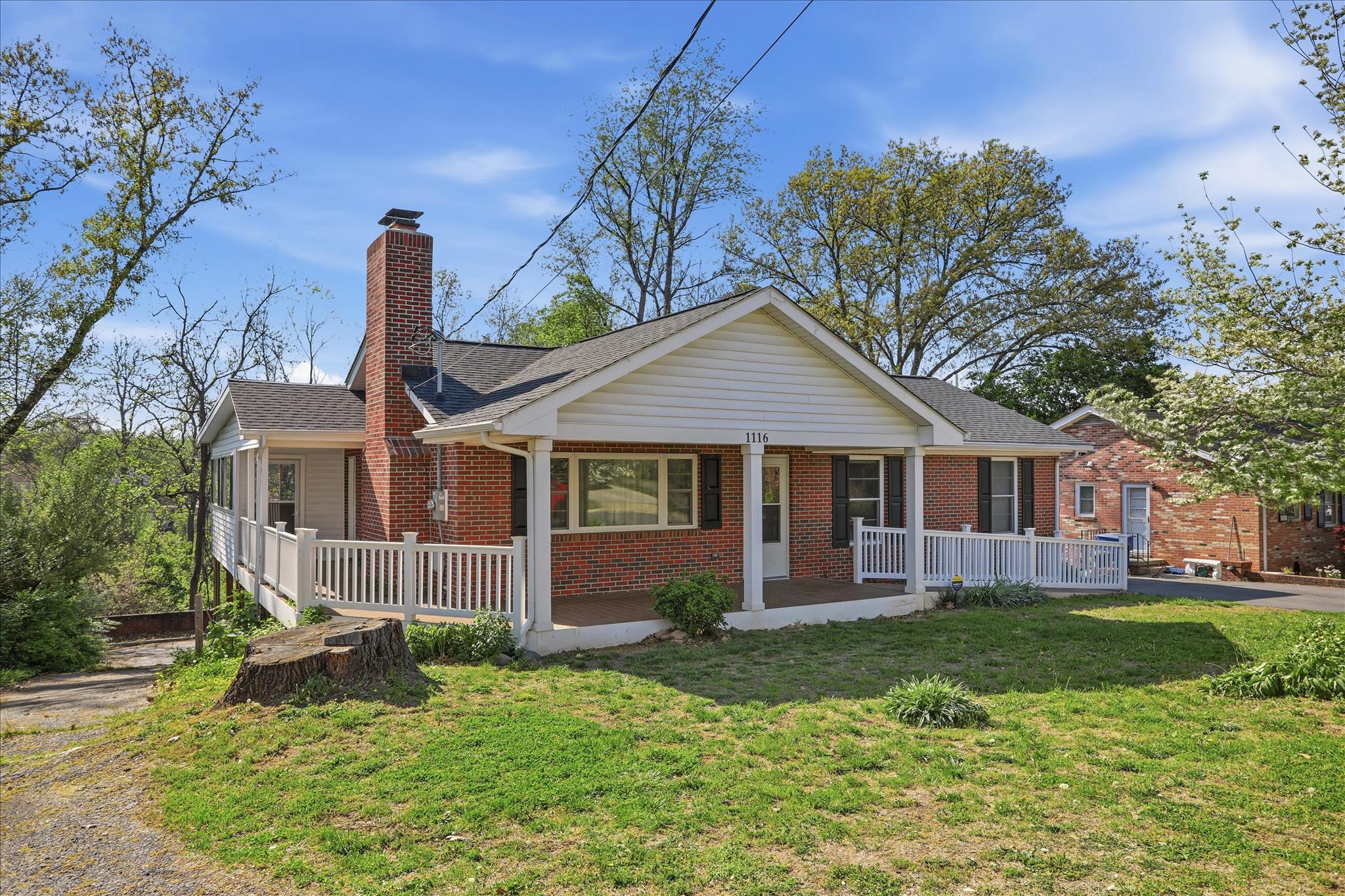 1116 Summit Avenue, Front Royal