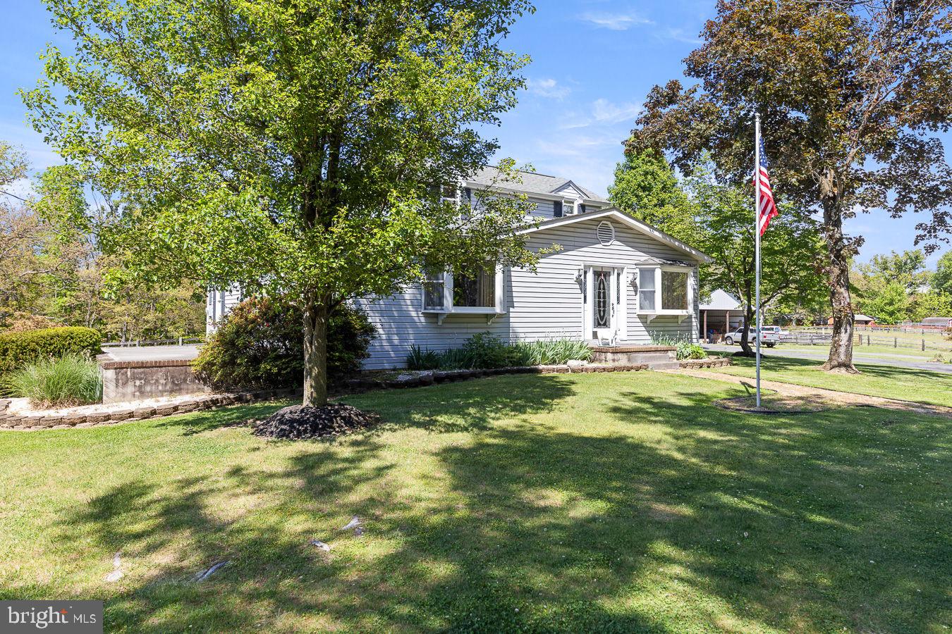485 Esteppe Road