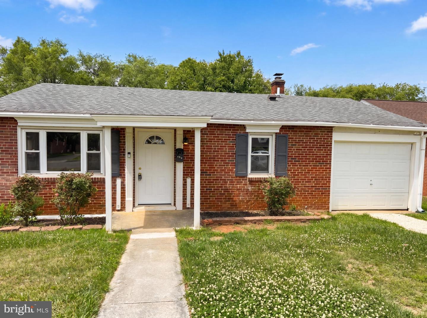 420 Manassas Avenue, Front Royal