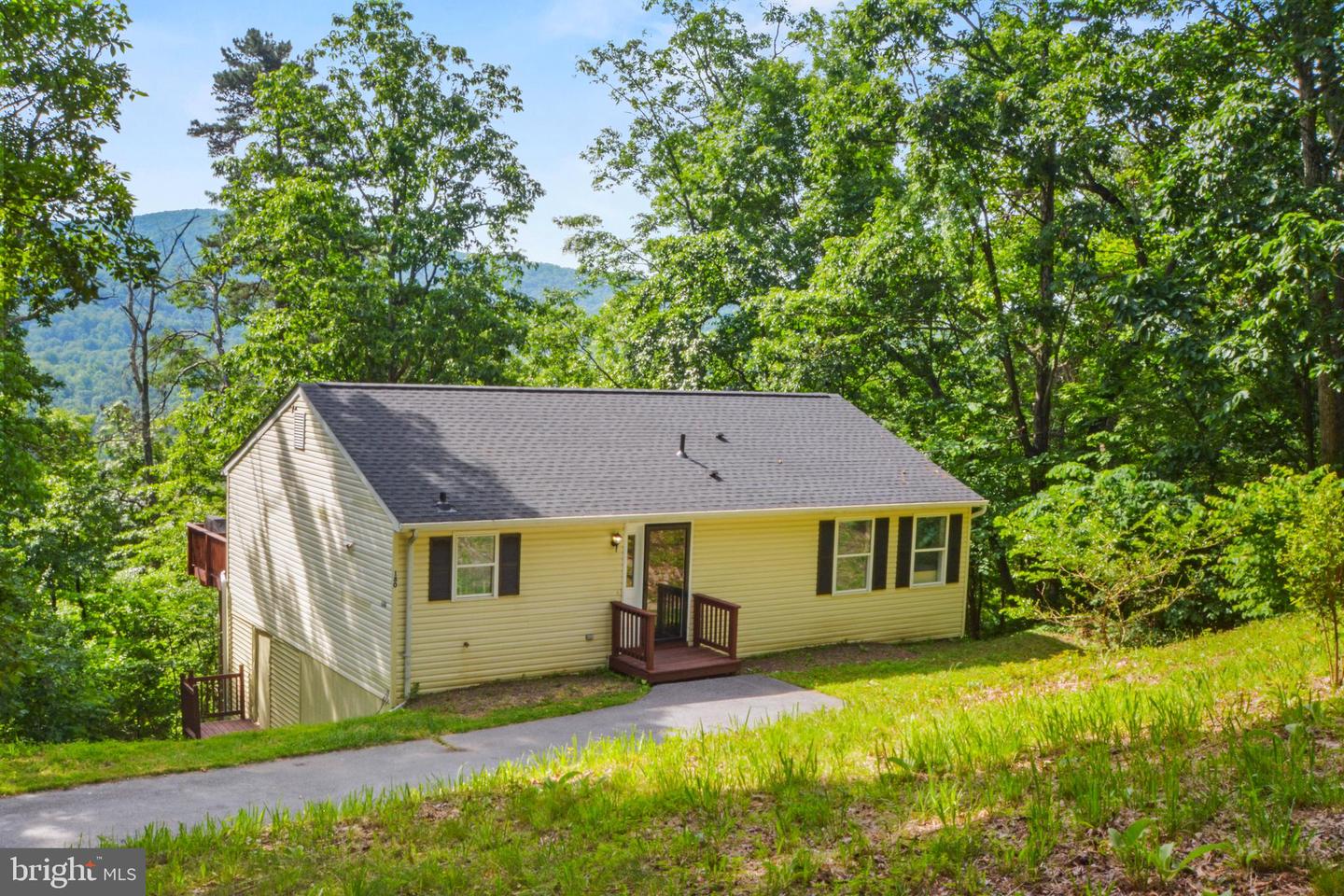180 Crest Lane