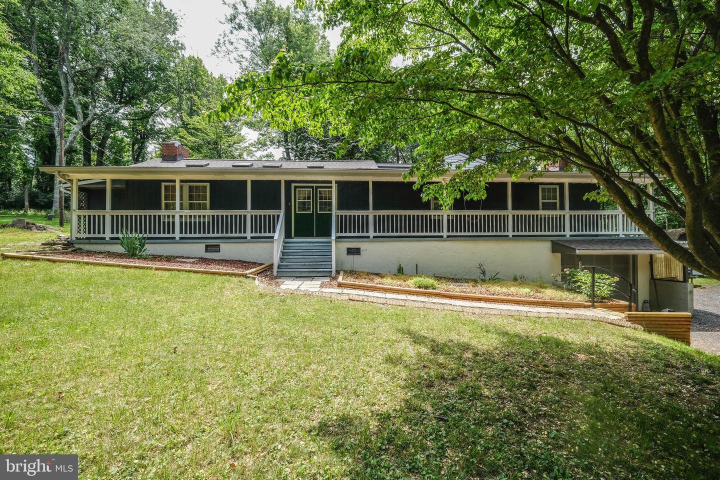 318 Ulysses Way