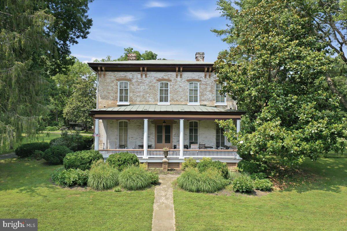 236 Riverside Drive