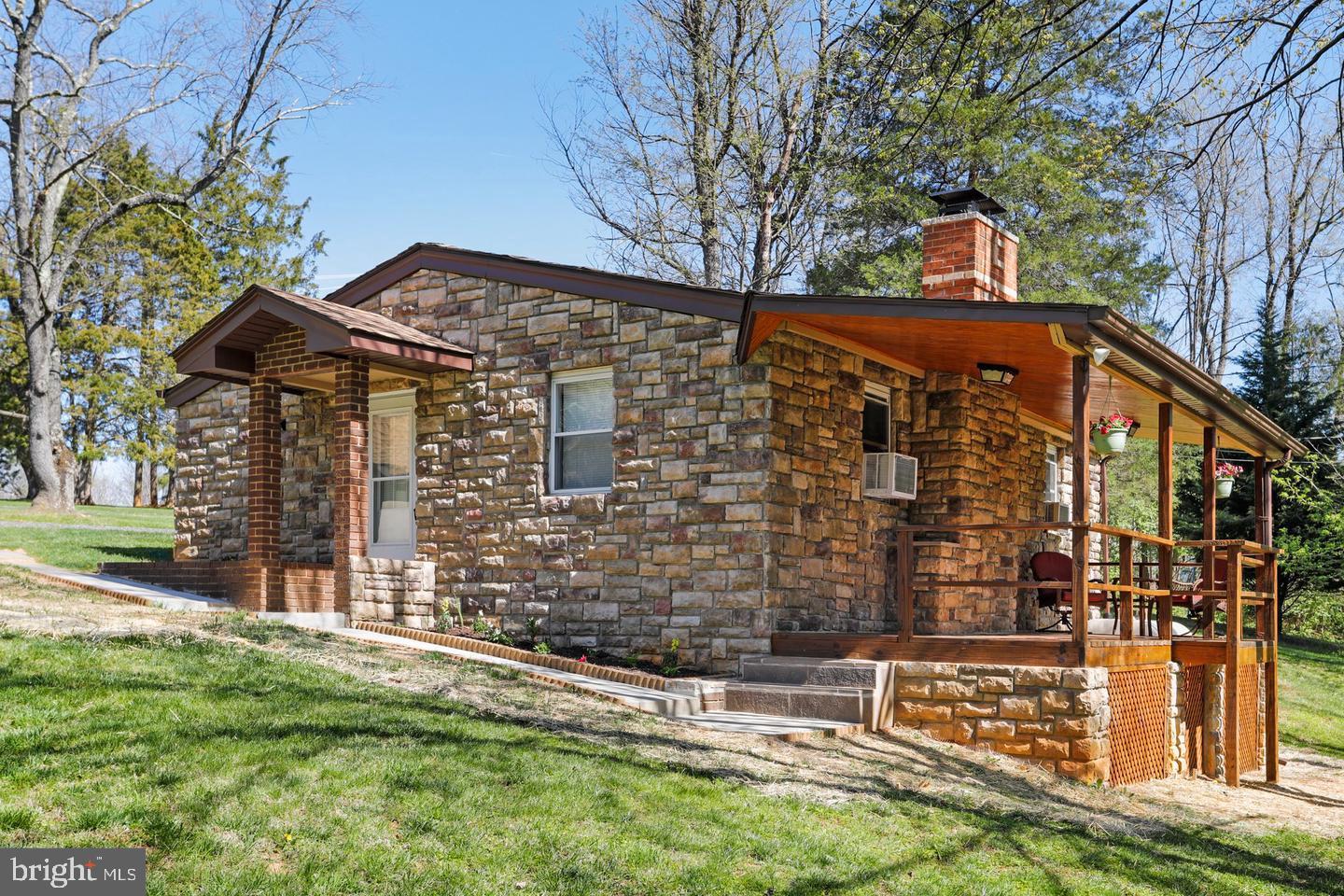 600 Mountain View Drive