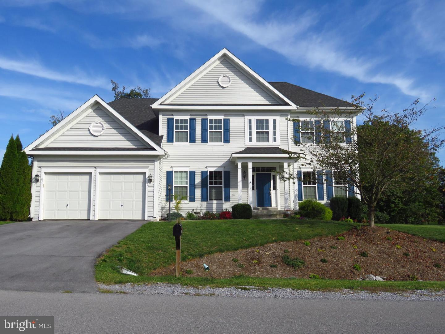 83 Tributary Trail, Falling Waters