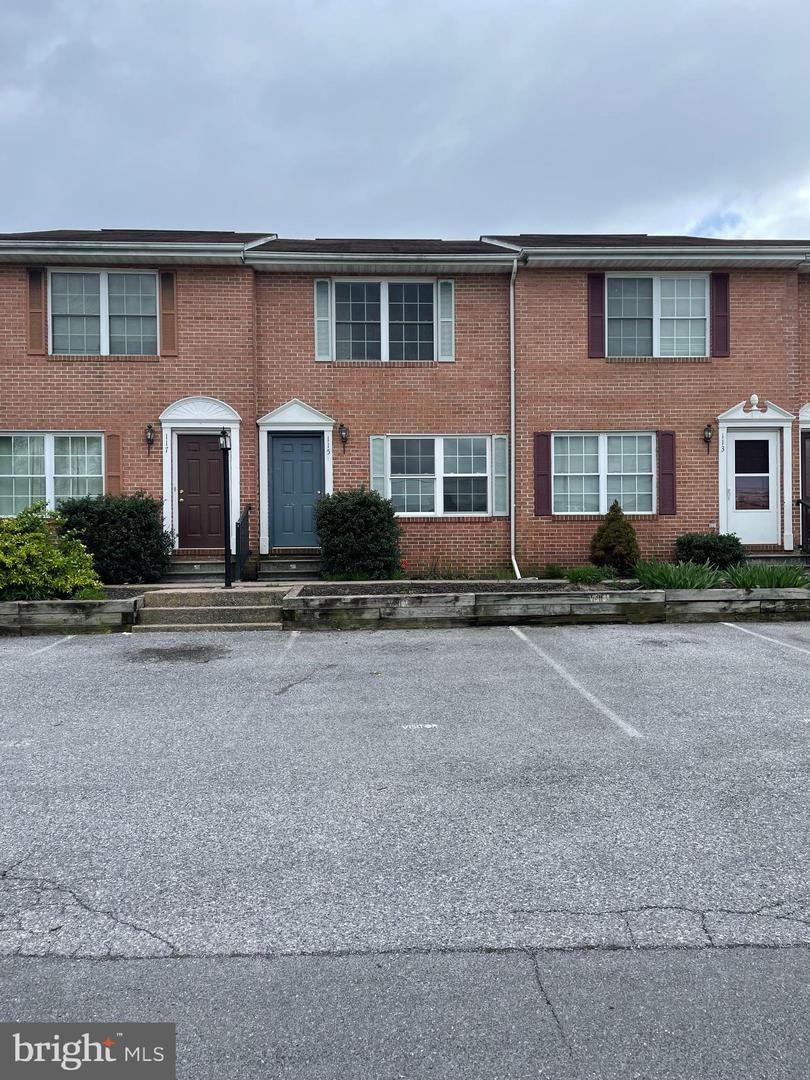 115 Douglas Avenue, Martinsburg