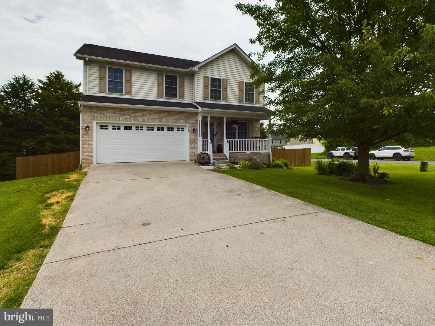 254 Ford Circle, Inwood