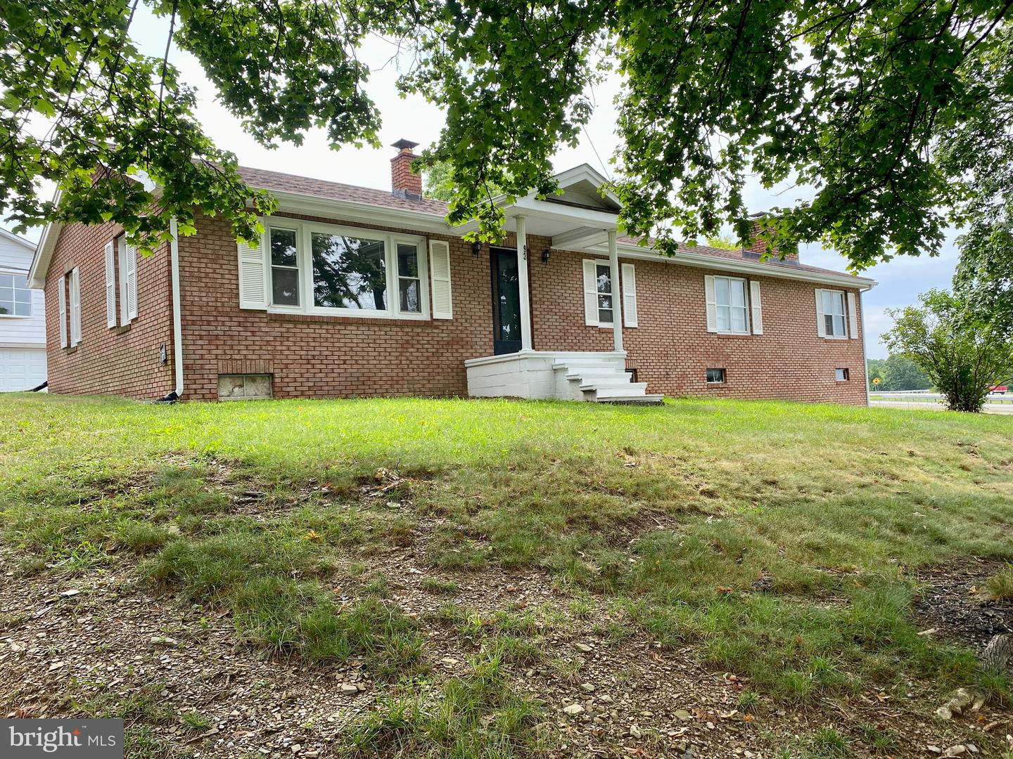 93 Powers Rockwell Lane, Martinsburg