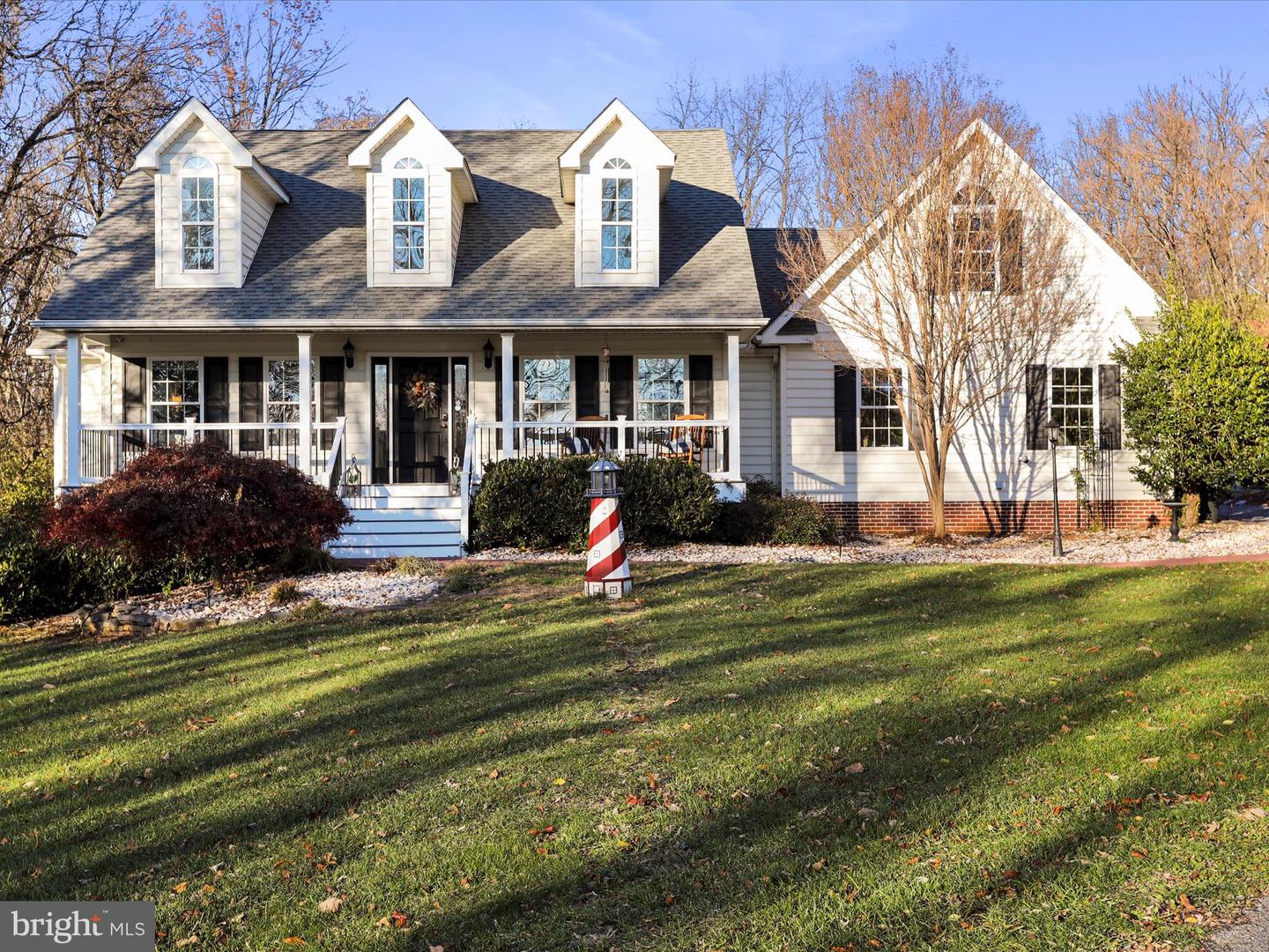 439 Mcdonald Drive, Inwood