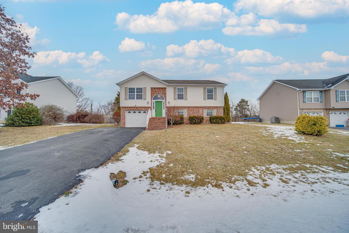 304 Marlowe Drive, Inwood