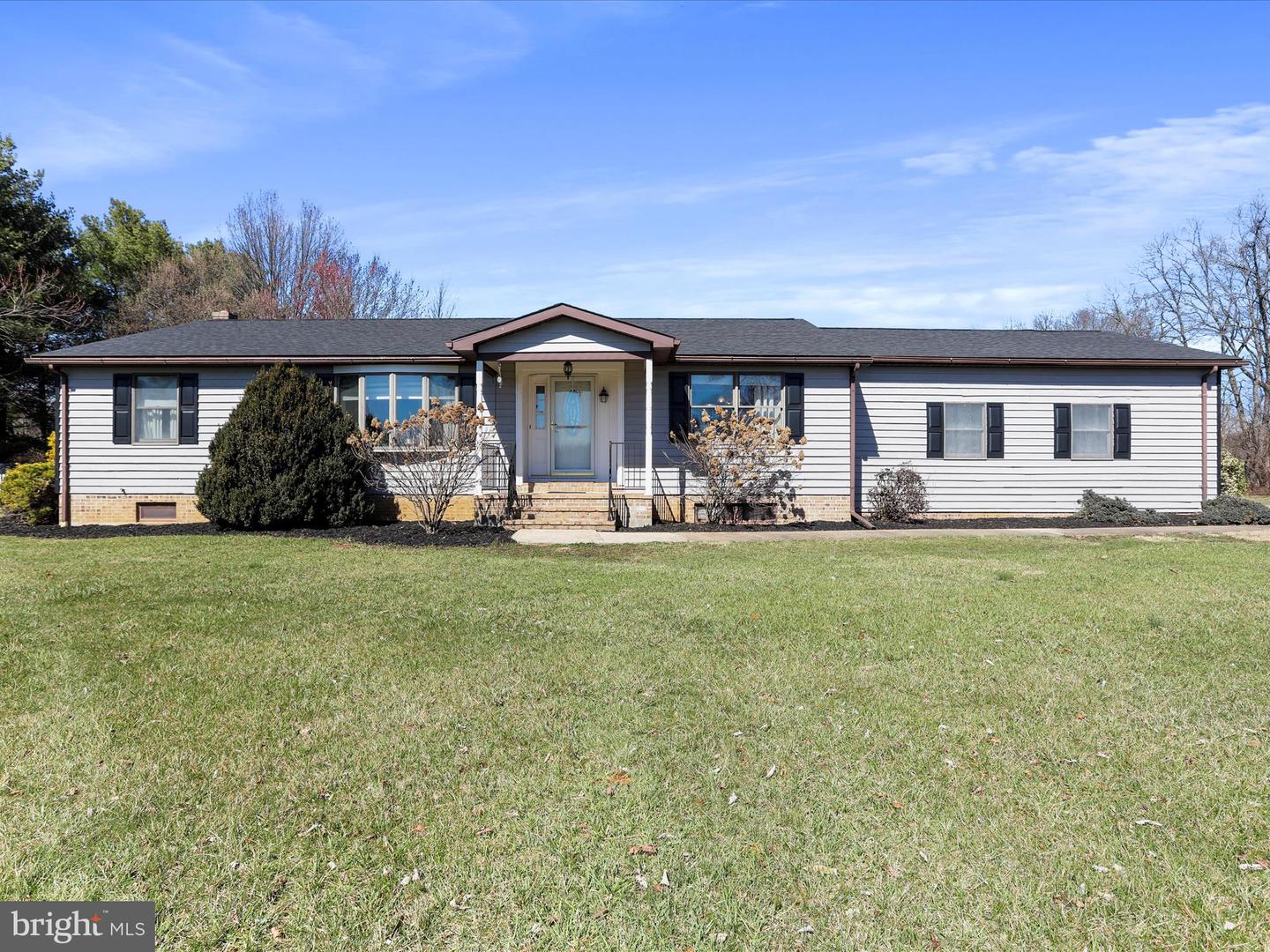 208 Mcguire Ln, Gerrardstown