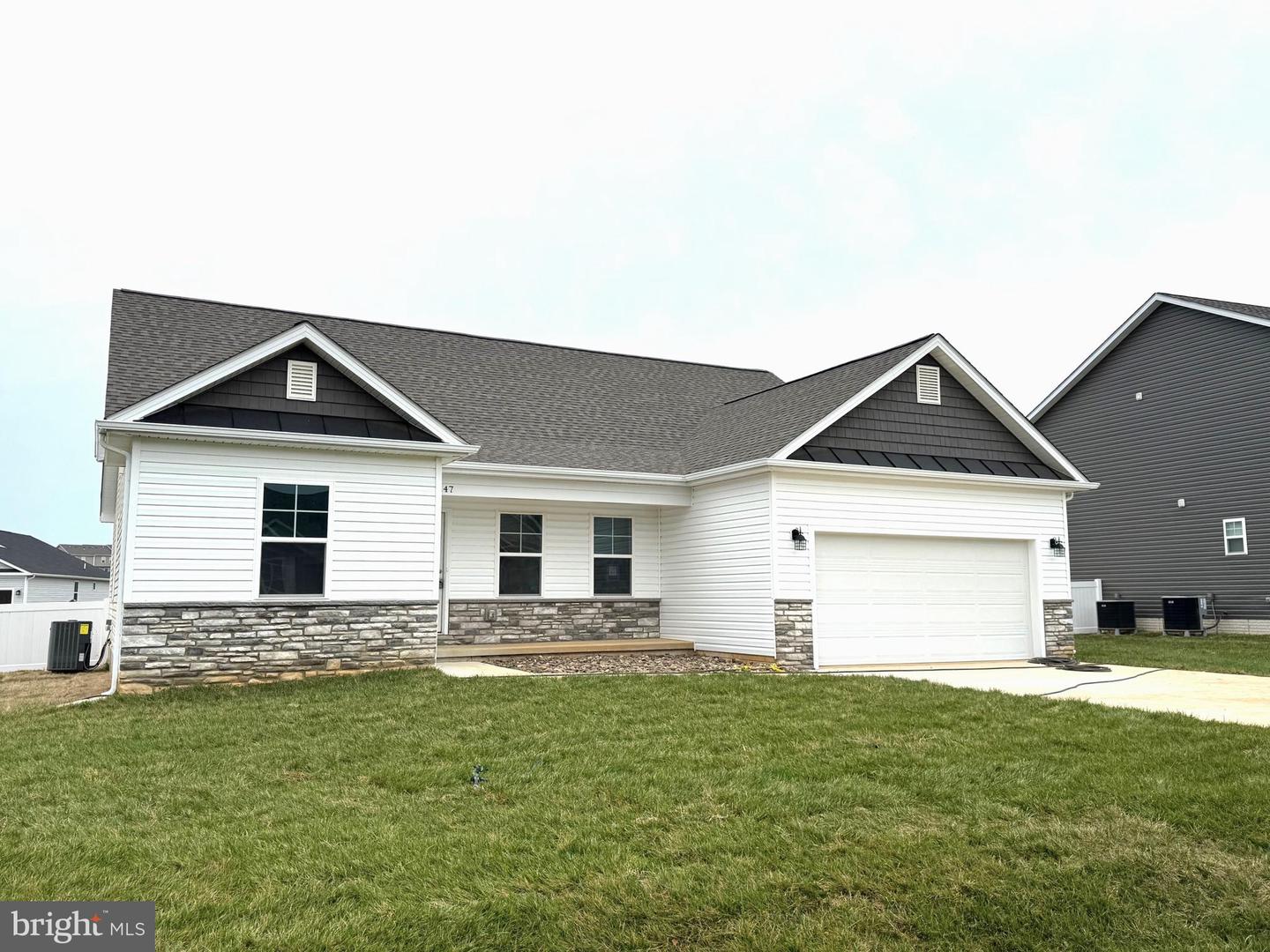 147 Santiago Circle, Martinsburg