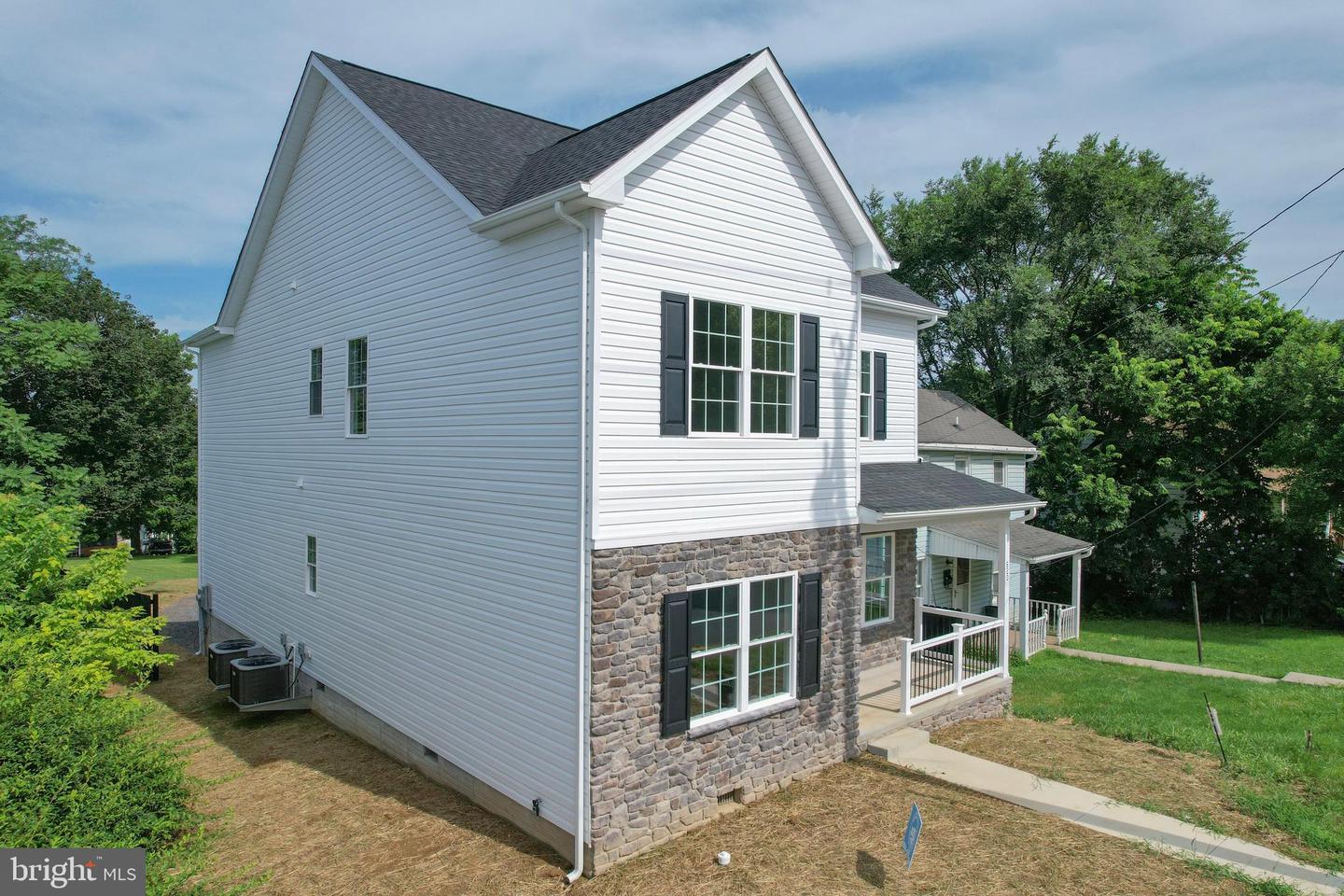 620 N High Street, Martinsburg