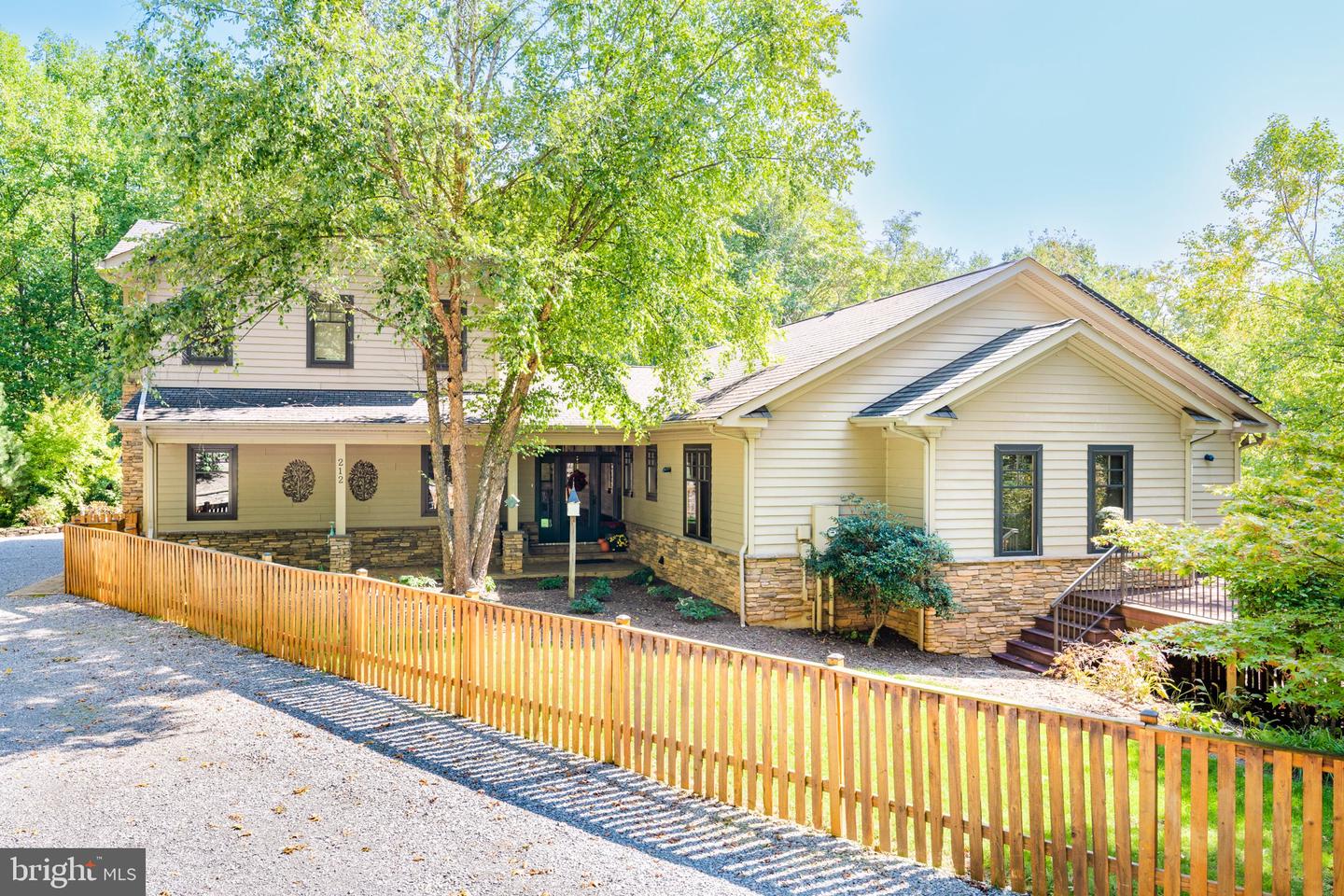212 Cicada Drive, Martinsburg