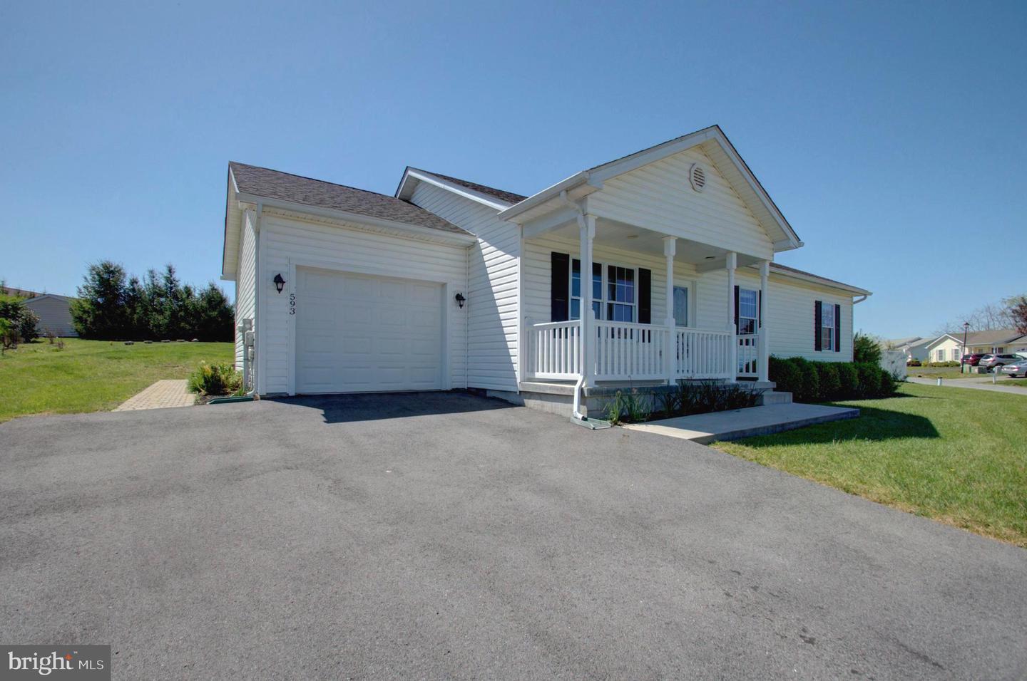 593 Ives Street, Martinsburg