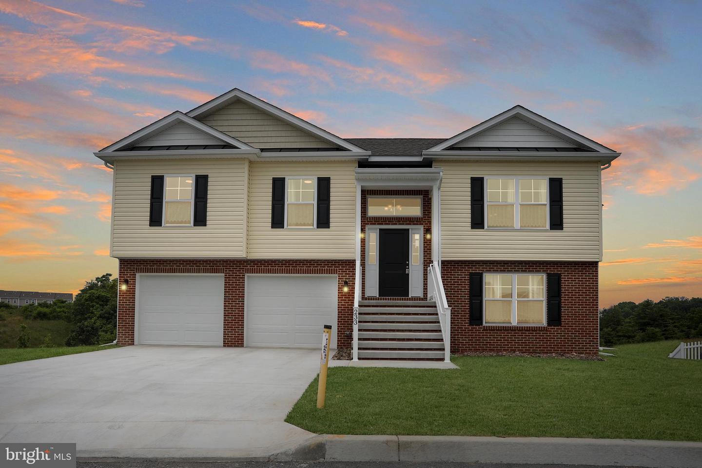 233 Finney Drive, Martinsburg