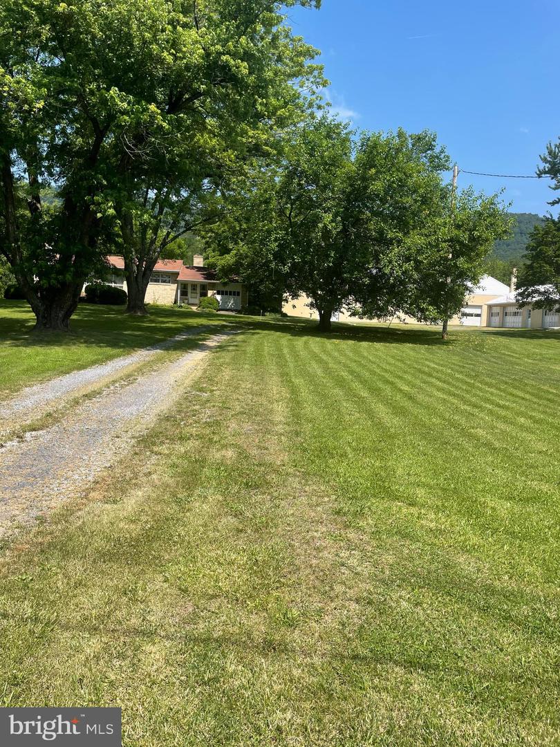 8091 Apple Harvest Drive, Gerrardstown