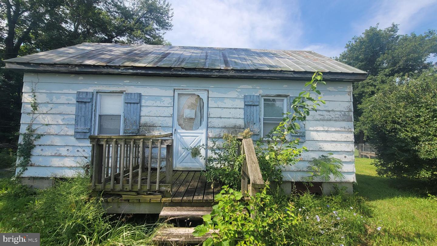 2768 Middleway Pike, Bunker Hill