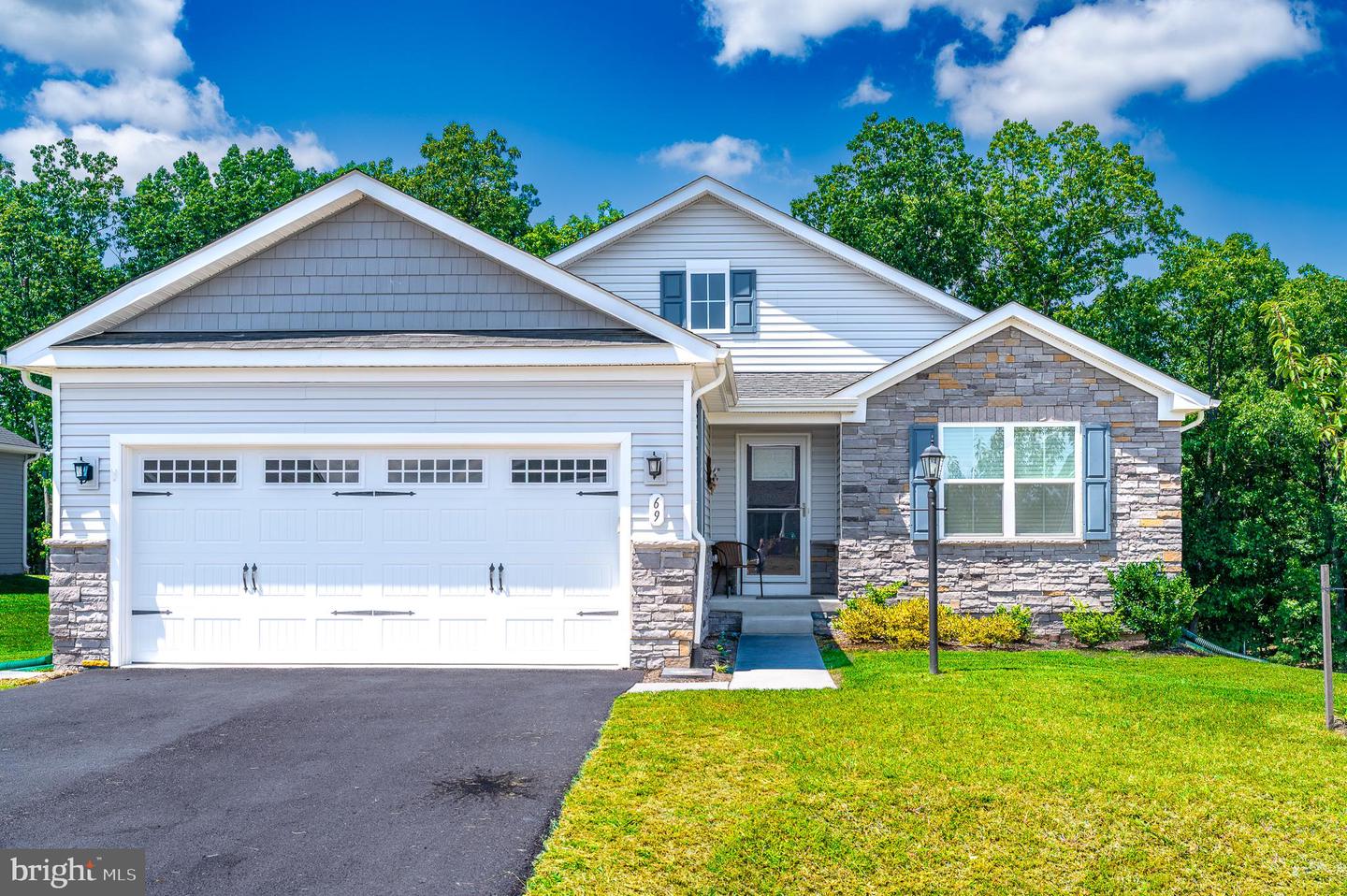 69 Hydro Road, Inwood