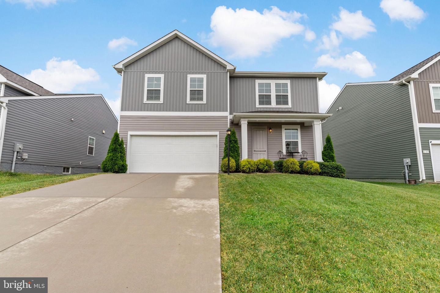 127 Stager Avenue, Falling Waters