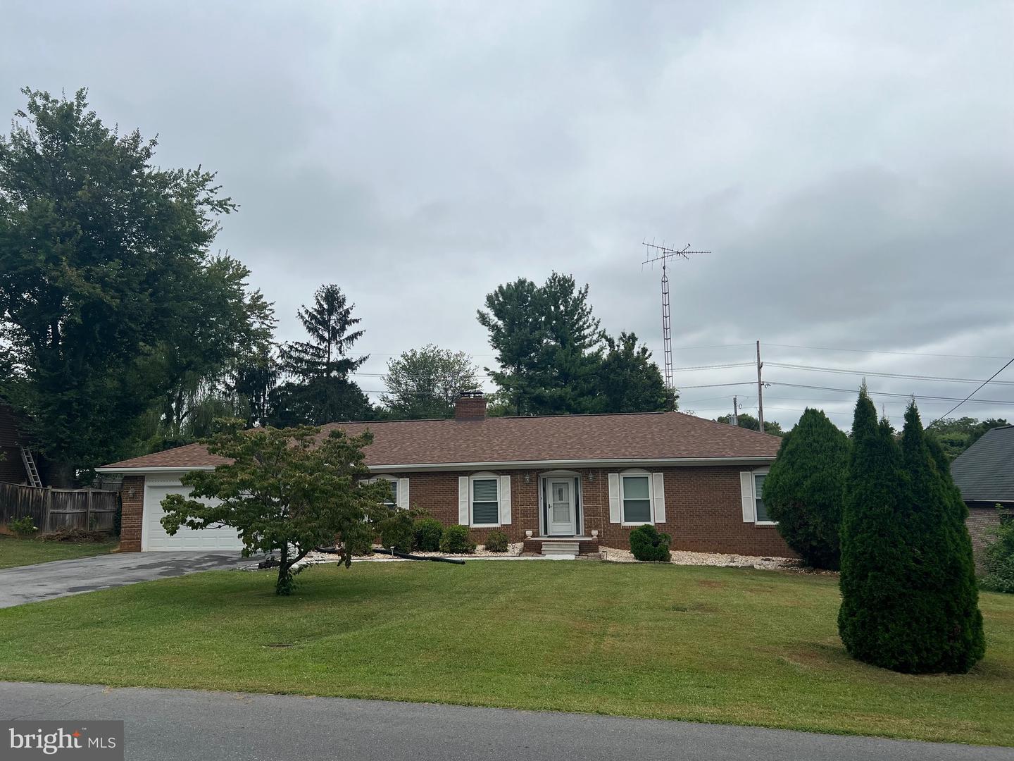905 Hillcrest Drive, Martinsburg