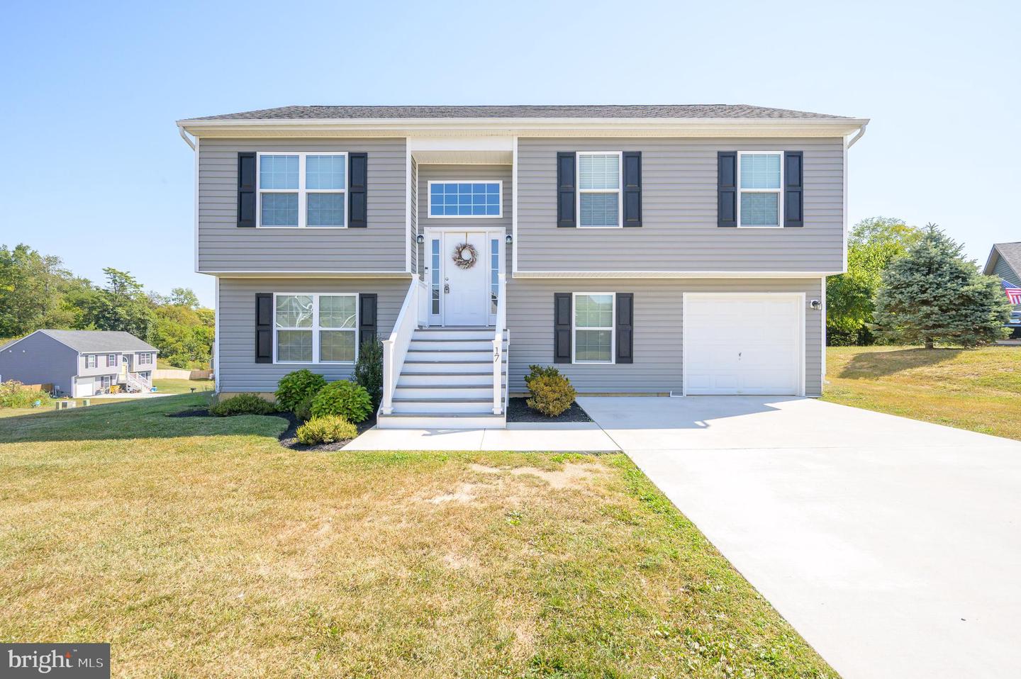 17 Infantry Court, Hedgesville