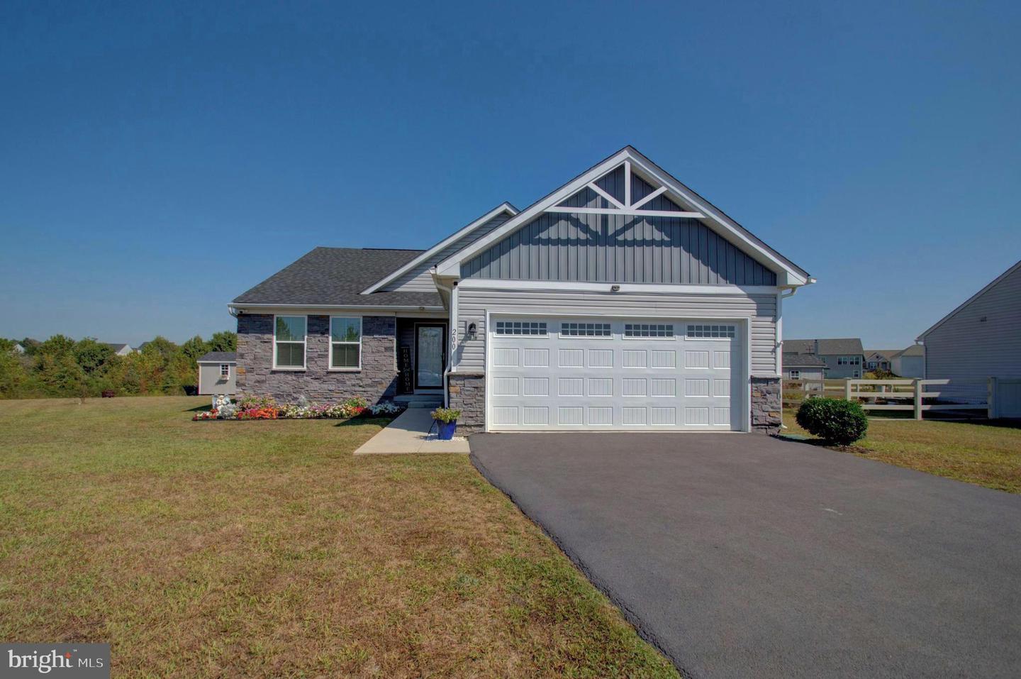 200 Laxfield Court, Martinsburg