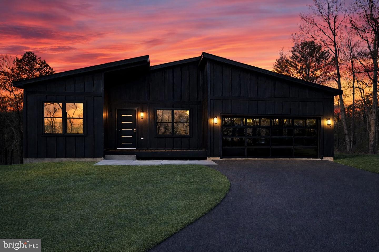 251 Sachem Hill, Hedgesville