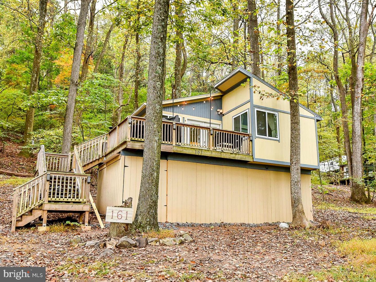 161 Dewdrop Lane, Hedgesville