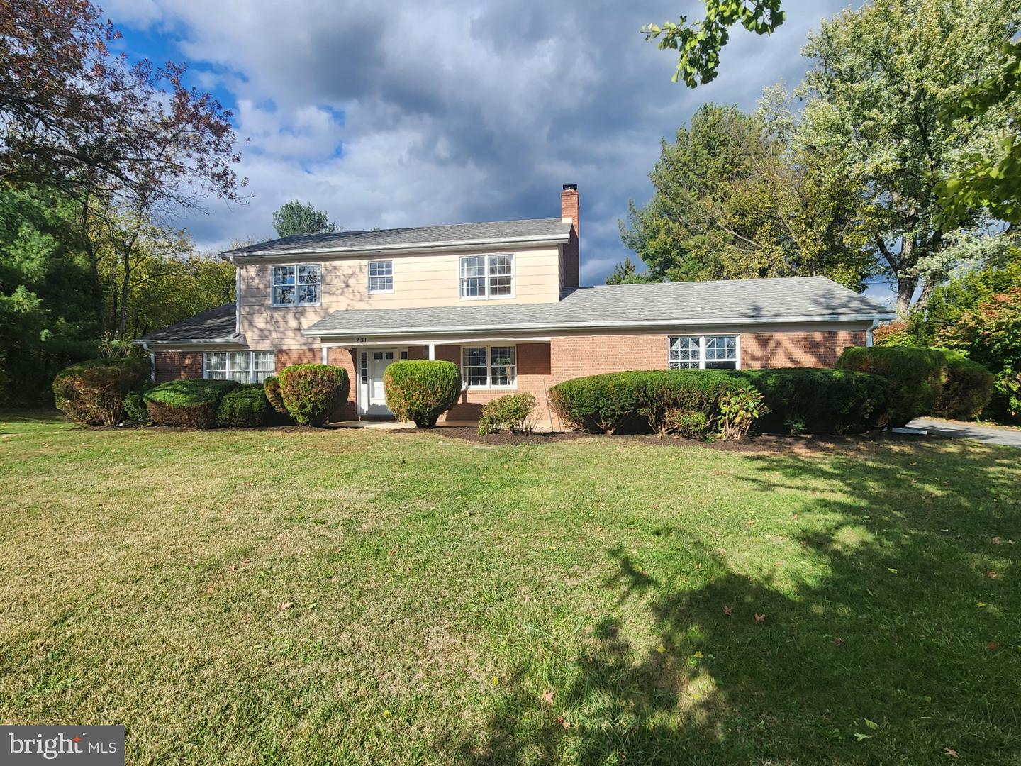 231 Jenny Wren Drive, Martinsburg
