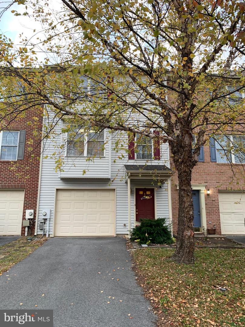 53 Effie Lane, Martinsburg