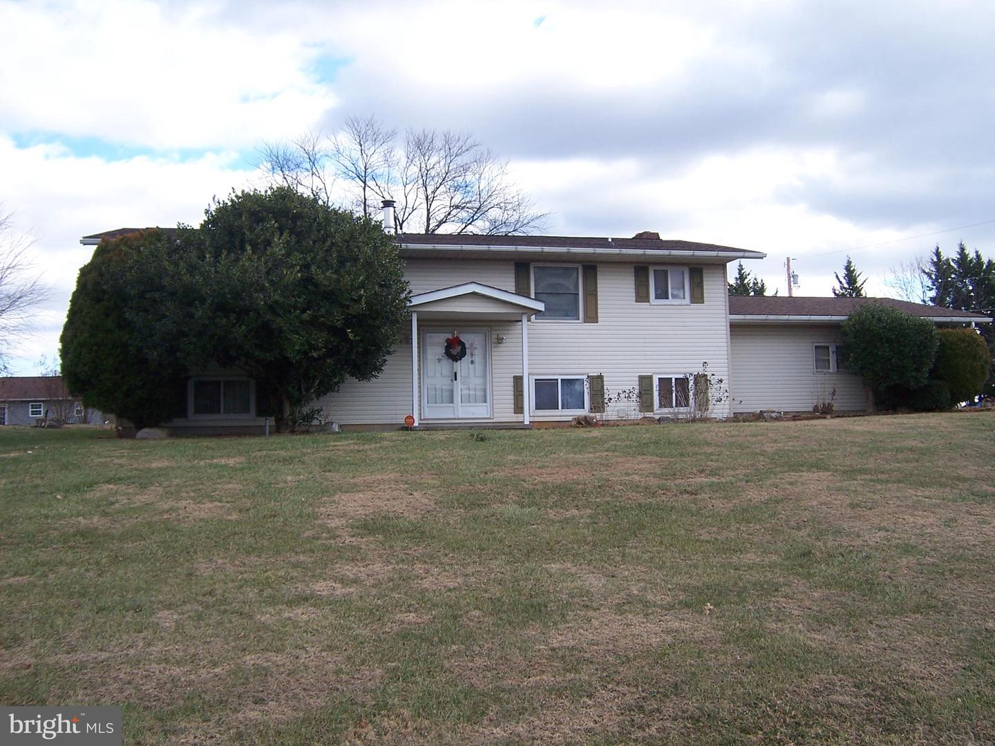18 Beacon Drive, Martinsburg