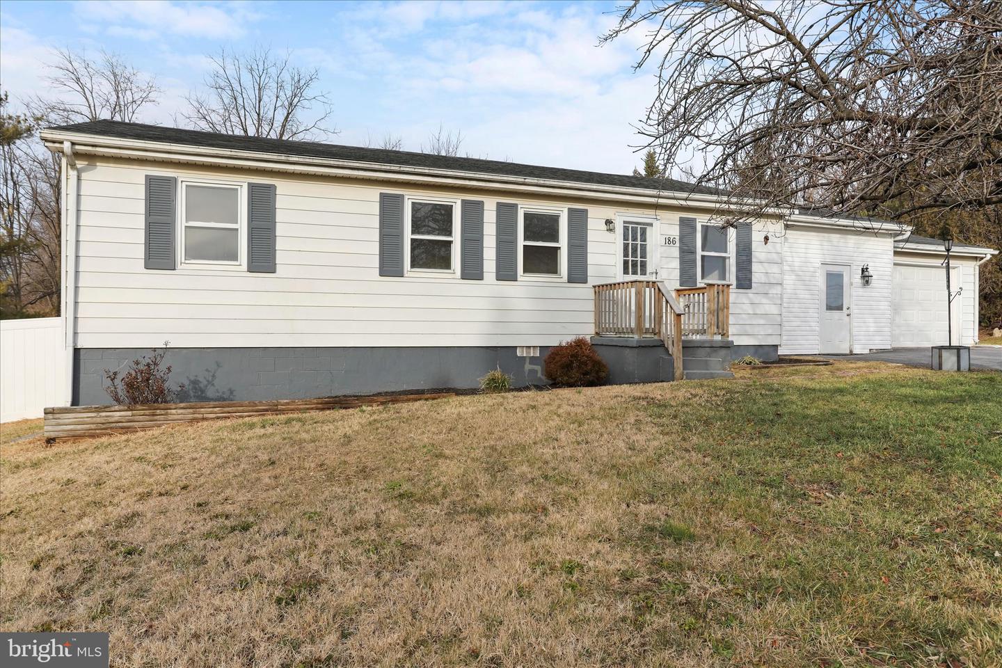 186 Talbott Avenue, Martinsburg