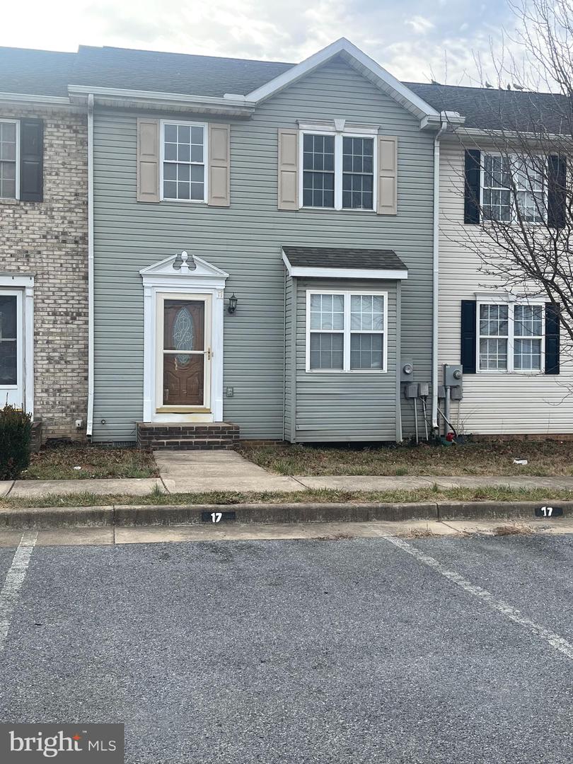 17 Electra Court, Martinsburg