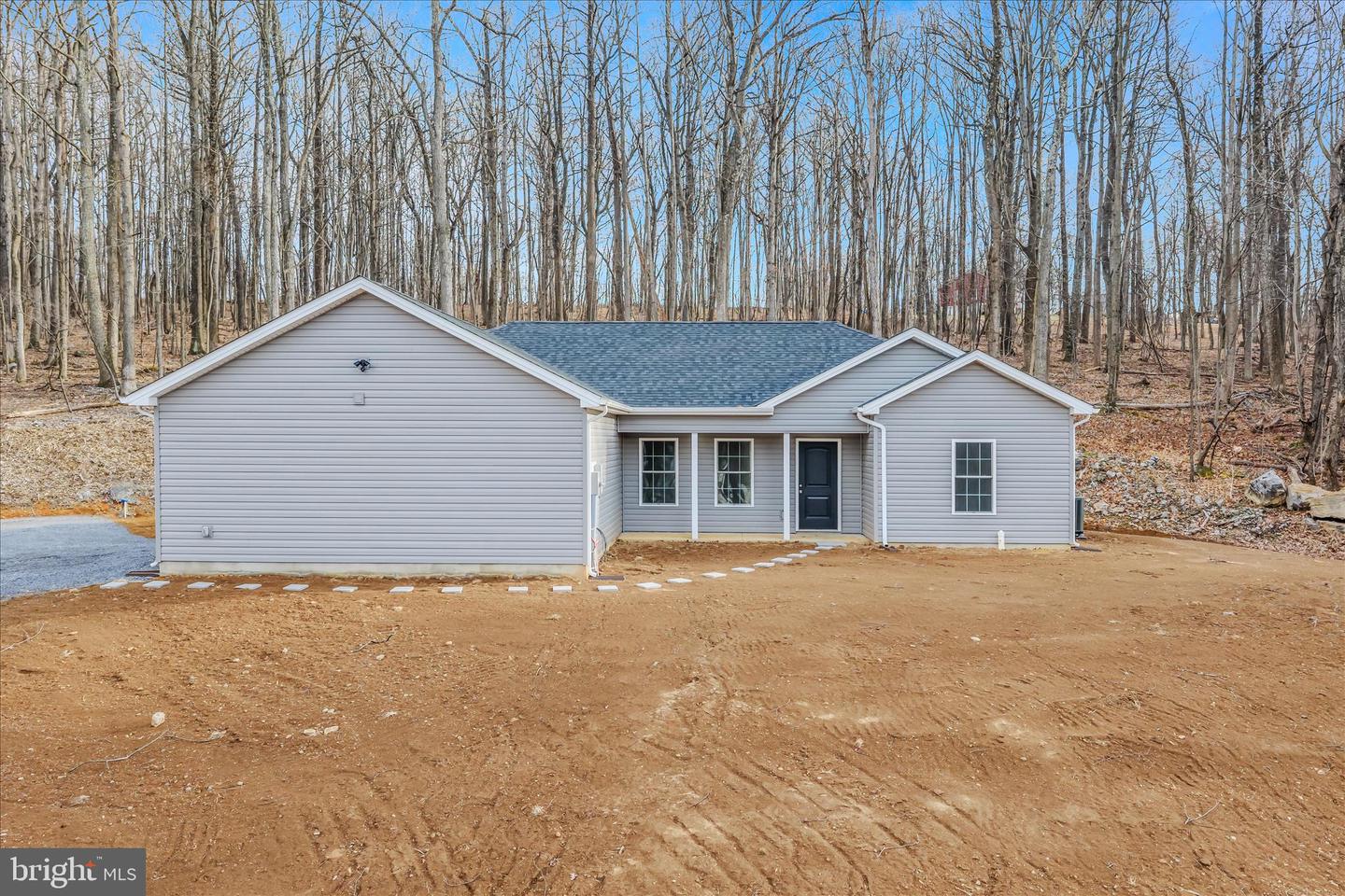 9866 Back Creek Valley Road, Hedgesville