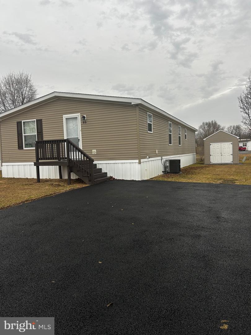86 Apollo Court, Martinsburg
