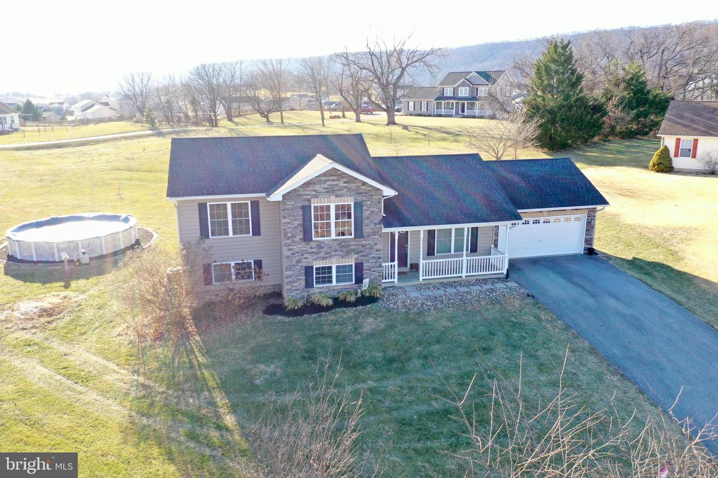 57 Kapalua Court, Martinsburg