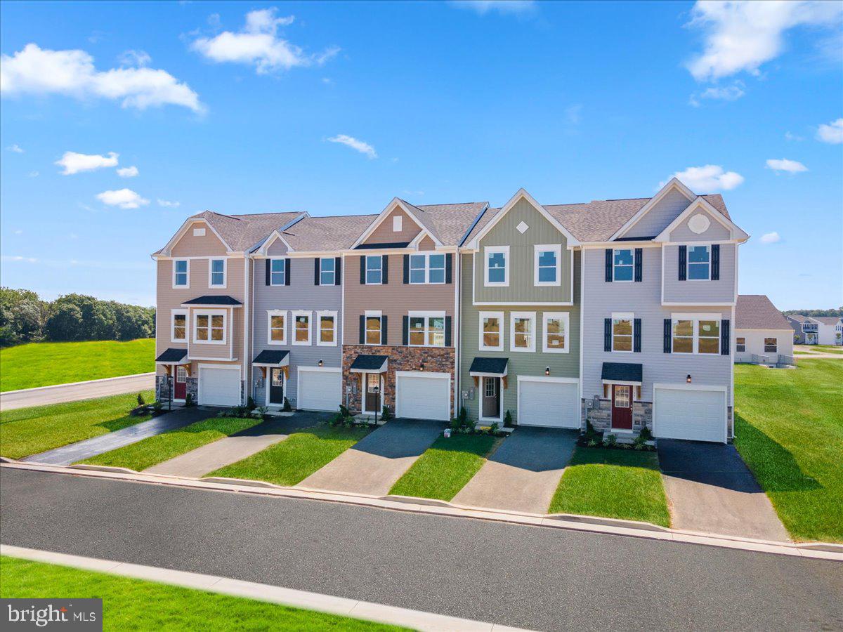 89 Trotting Road, Inwood