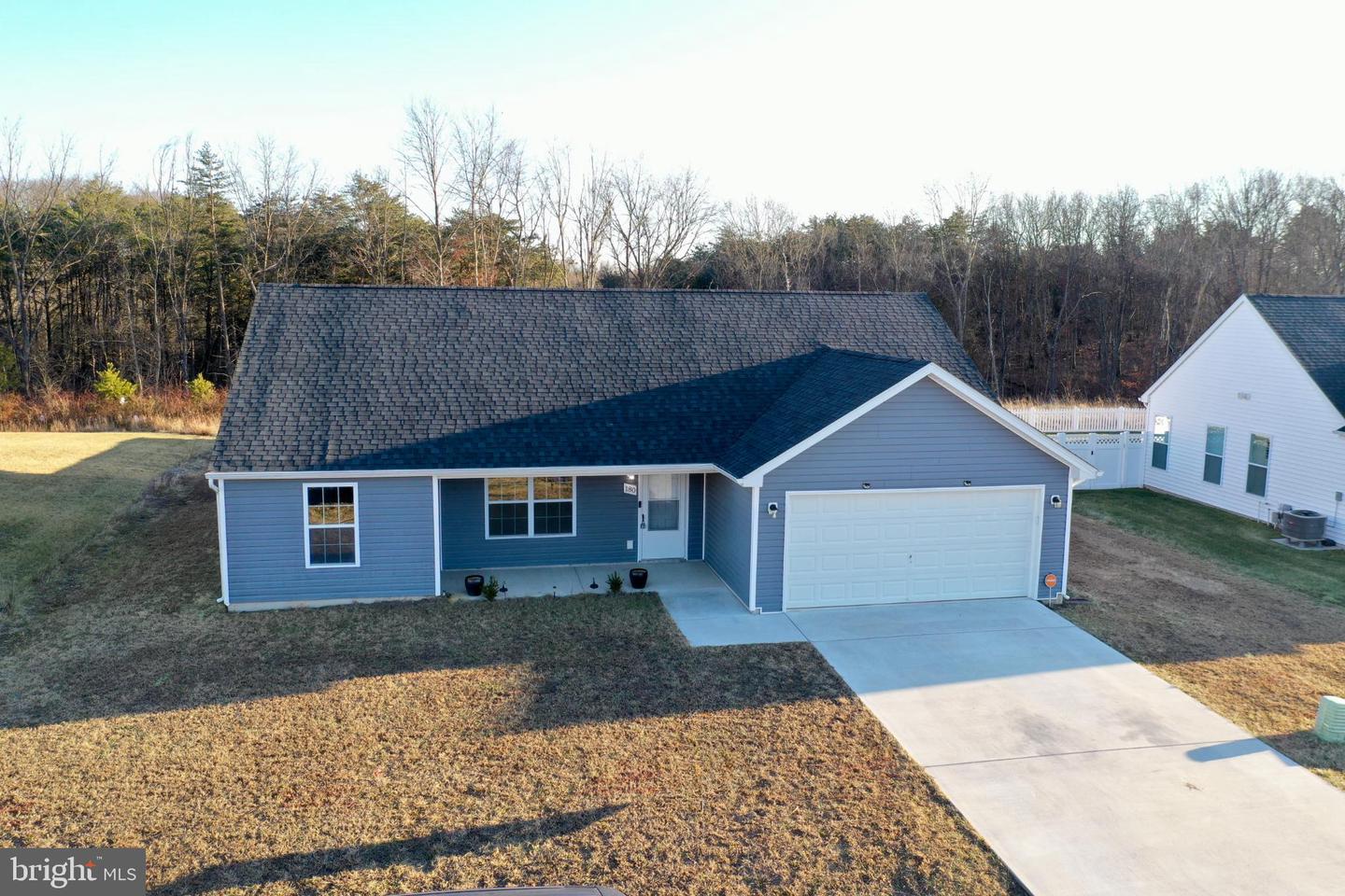 180 Sanibel Way, Martinsburg