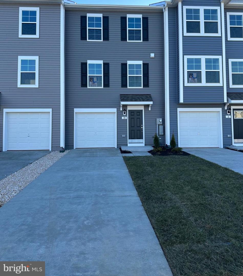 10 Colchester Court, Bunker Hill