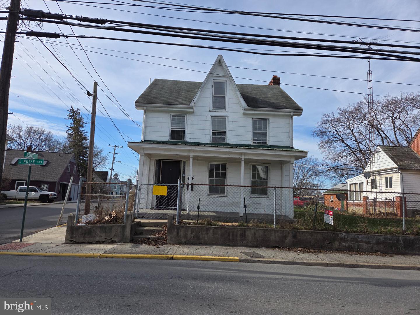 424 E Moler Avenue, Martinsburg