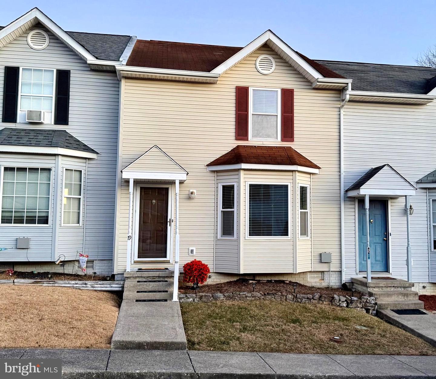 19 Stadium Circle, Inwood