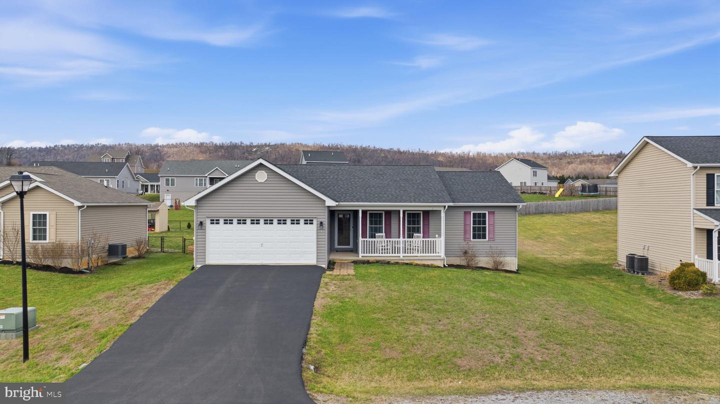 82 Latrobe Drive, Martinsburg