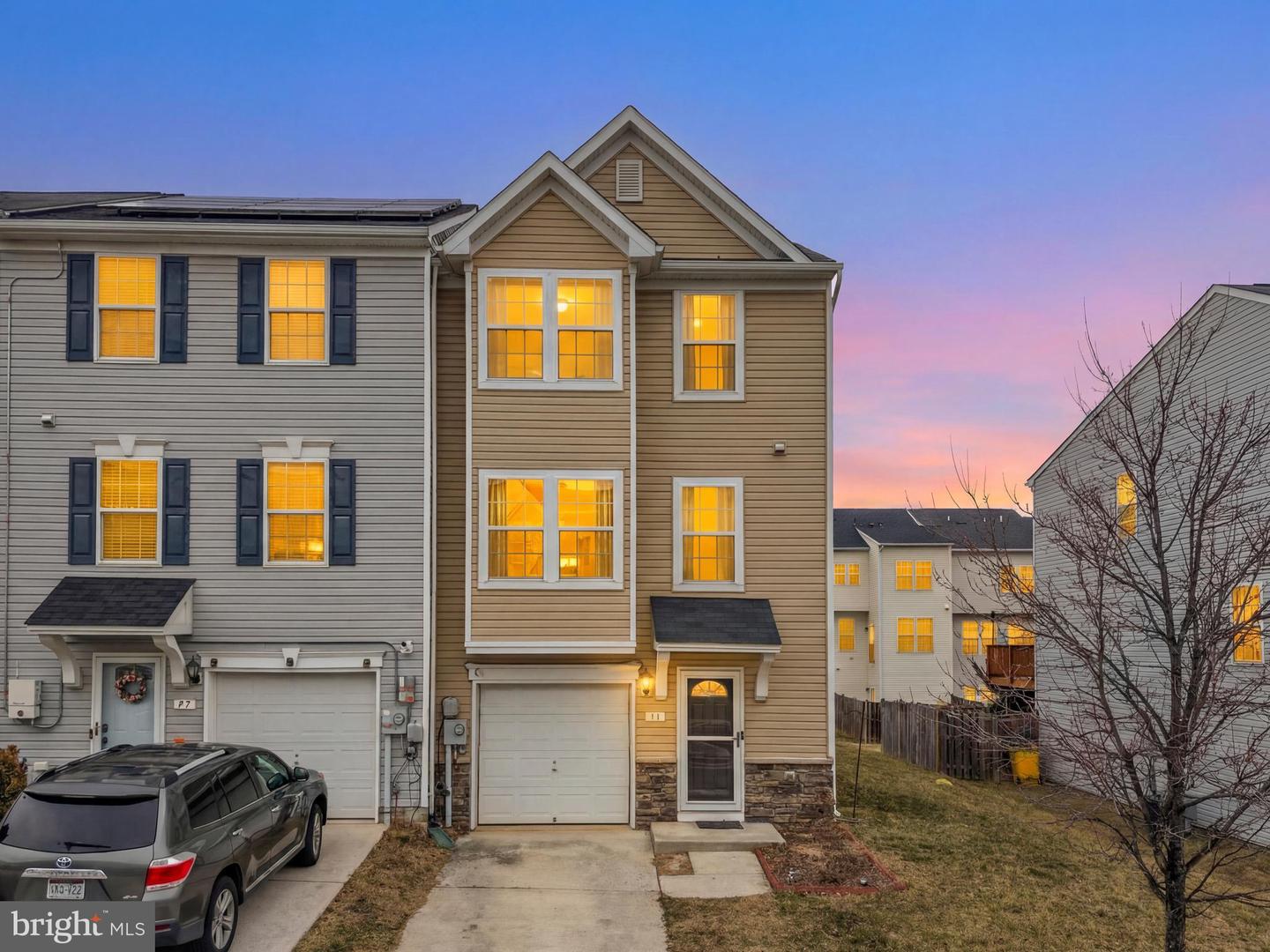 31 Wayside Court, Falling Waters