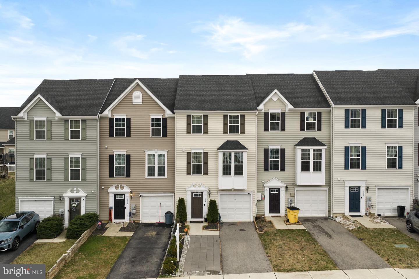 158 Norwood Drive, Falling Waters