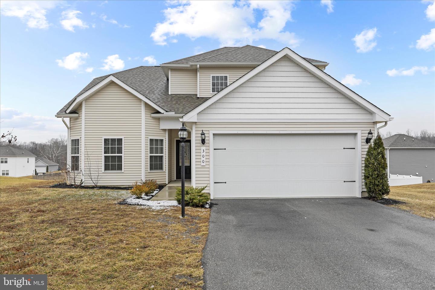 300 Headwaters Drive, Falling Waters