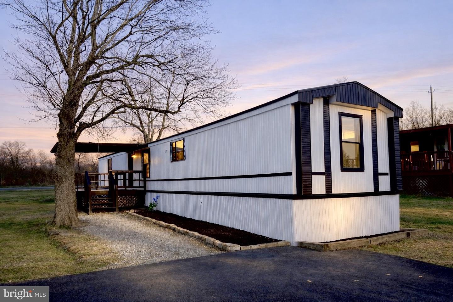 95 Hamilton Court, Martinsburg