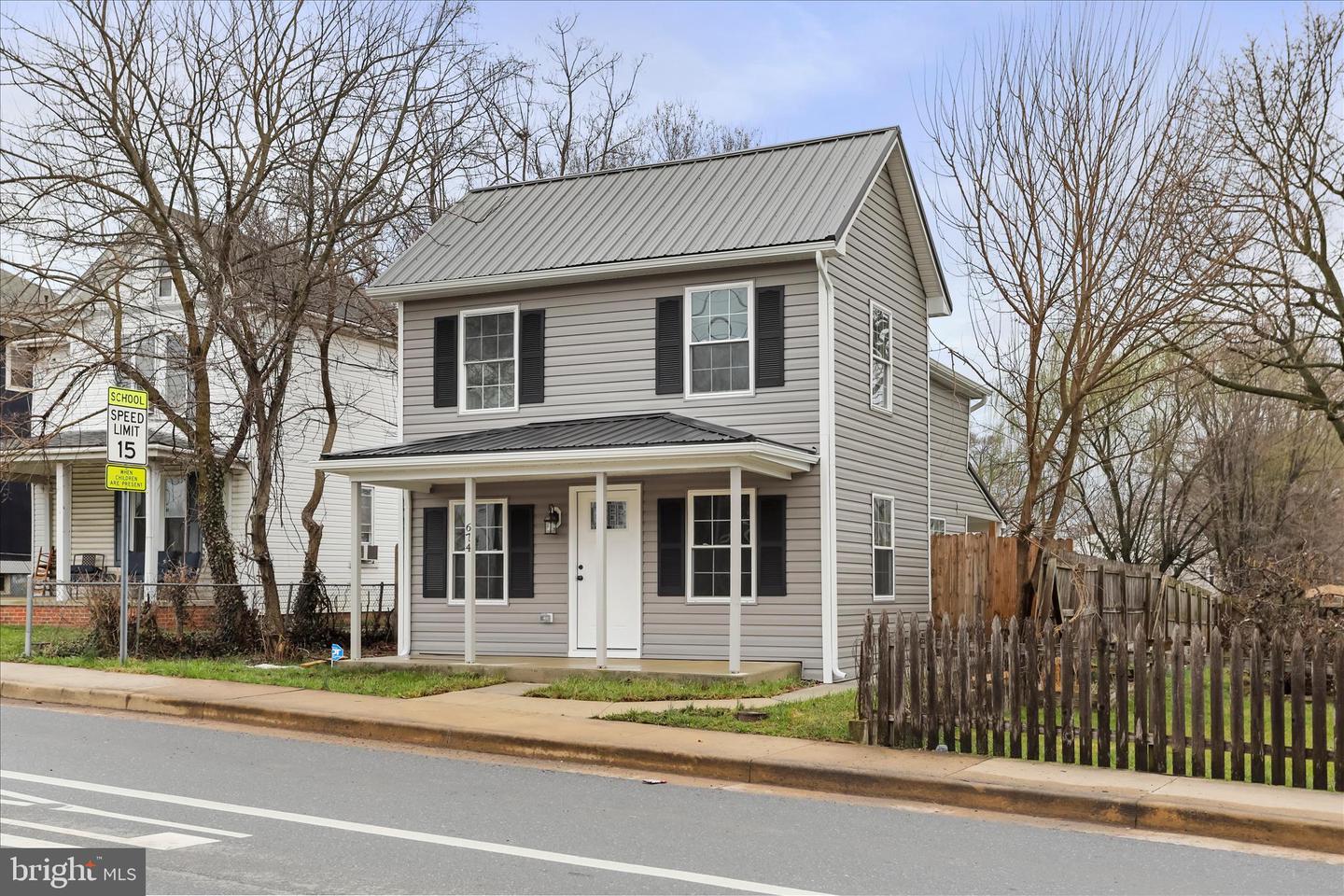 674 Winchester Avenue, Martinsburg