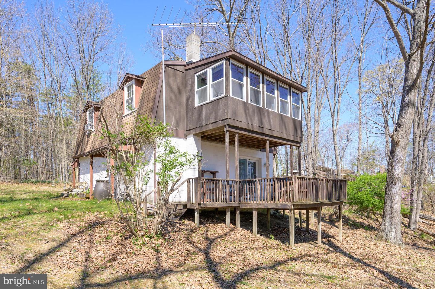 1524 Lamplight Road, Inwood